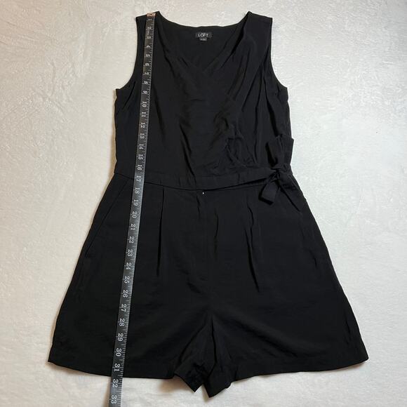Ann Taylor LOFT Sleeveless V-Neck Surplice Romper Size 4 Neutral Minimalist - Picture 11 of 14
